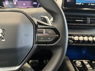 PEUGEOT 5008 usata, con Leve al volante