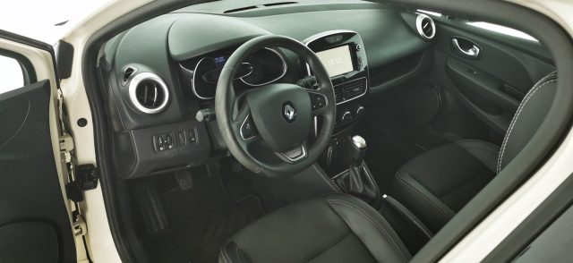 RENAULT Clio usata 16