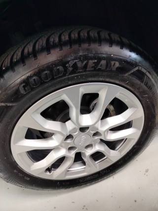 JEEP Compass usata, con Autoradio digitale