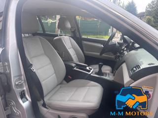 MERCEDES-BENZ C 220 usata, con Sedile posteriore sdoppiato