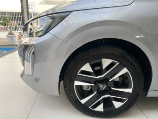 PEUGEOT 208 usata, con Boardcomputer