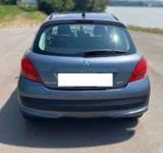 PEUGEOT 207 usata, con Airbag