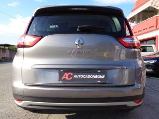 RENAULT Grand Scenic usata, con Autoradio
