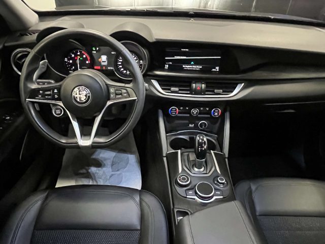 ALFA ROMEO Stelvio usata, con Autoradio