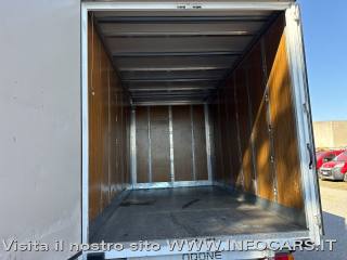 PEUGEOT Boxer usata, con Vivavoce