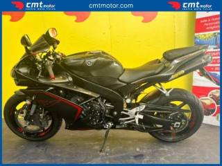 YAMAHA YZF R1 usata 2