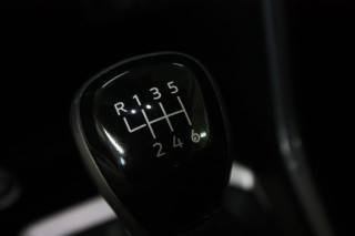 VOLKSWAGEN T-Roc usata, con USB