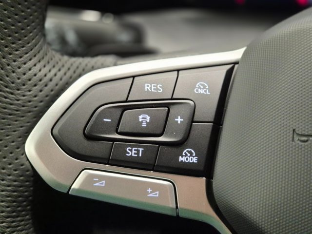 VOLKSWAGEN Golf usata, con Sedili riscaldati