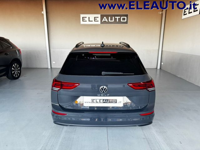 VOLKSWAGEN Golf Variant usata, con Autoradio