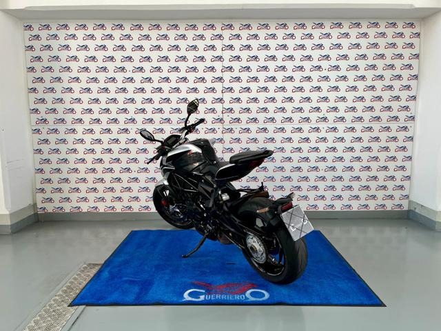 MV AGUSTA Brutale 800 usata 3