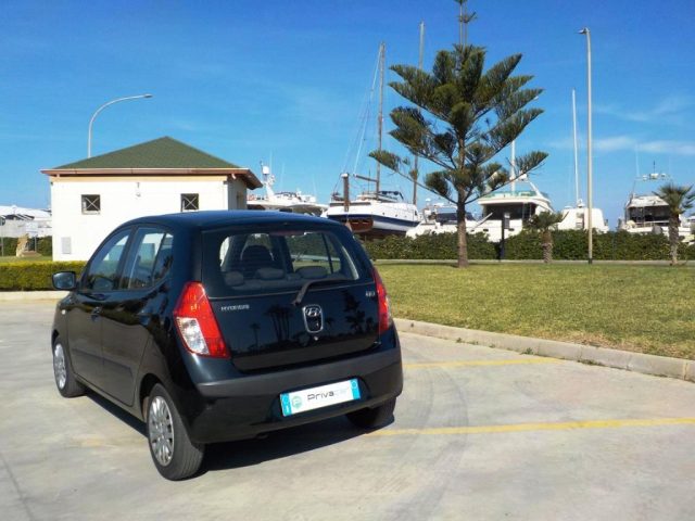 HYUNDAI i10 usata, con Chiusura centralizzata