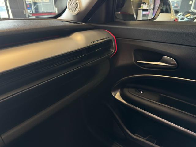 JEEP Avenger usata, con Fari Xenon