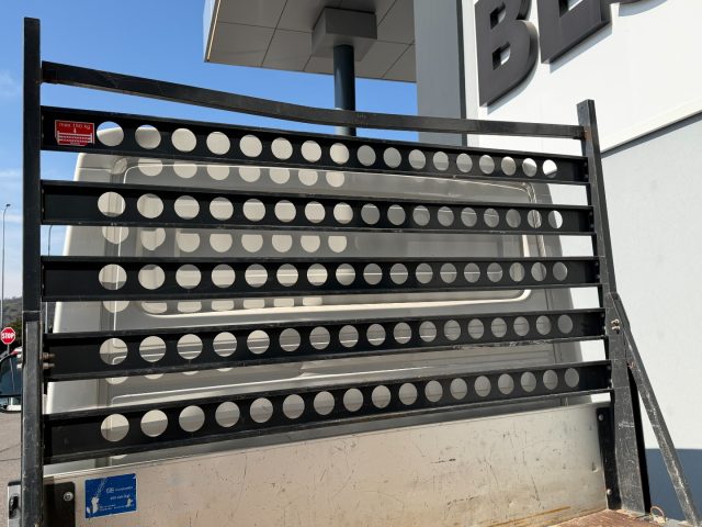 VOLKSWAGEN Crafter usata, con Servosterzo