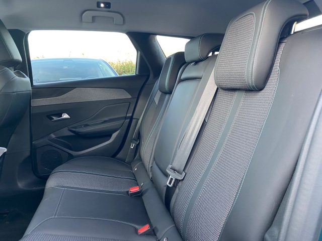 PEUGEOT 308 usata, con Alzacristalli elettrici