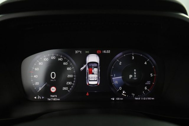 VOLVO XC40 usata 6