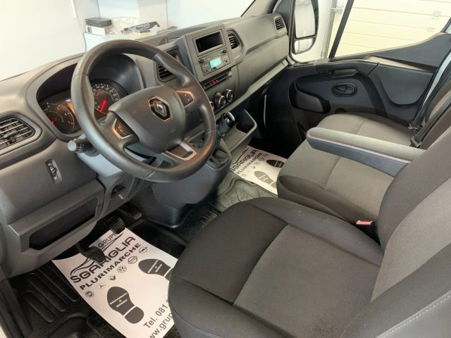 RENAULT usata 6