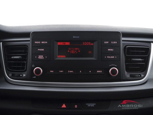 KIA Rio usata 14