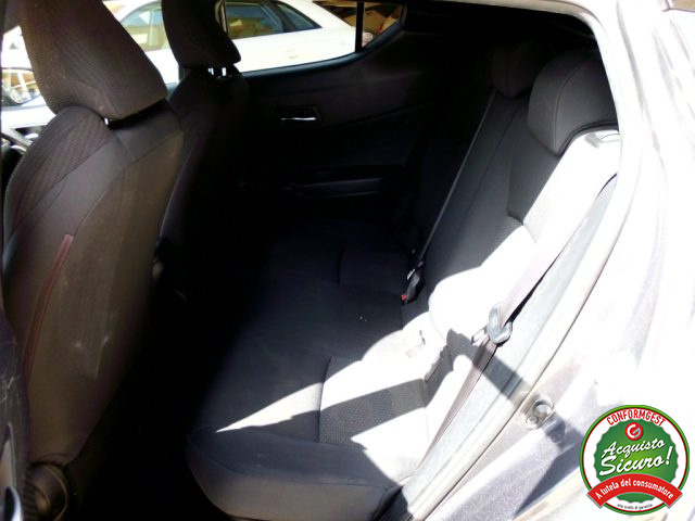 TOYOTA C-HR usata, con Climatizzatore