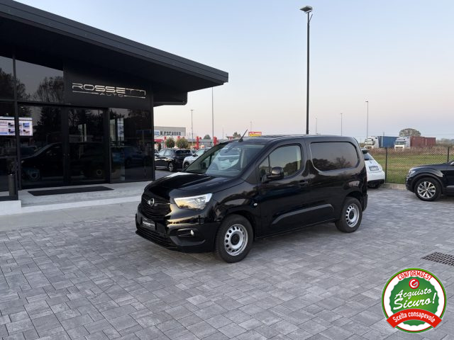 OPEL Combo usata, con Airbag