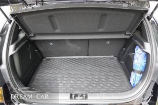 HYUNDAI i20 usata, con Sistema di navigazione