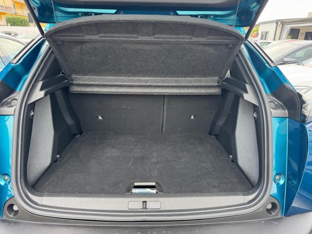PEUGEOT 2008 usata, con Controllo automatico clima