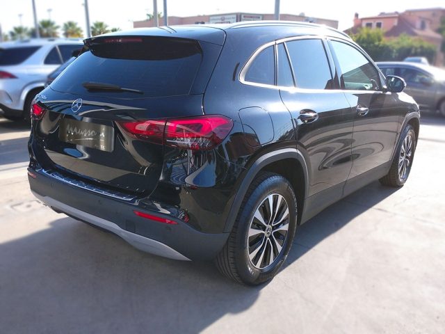 MERCEDES-BENZ GLA 250 usata, con Boardcomputer