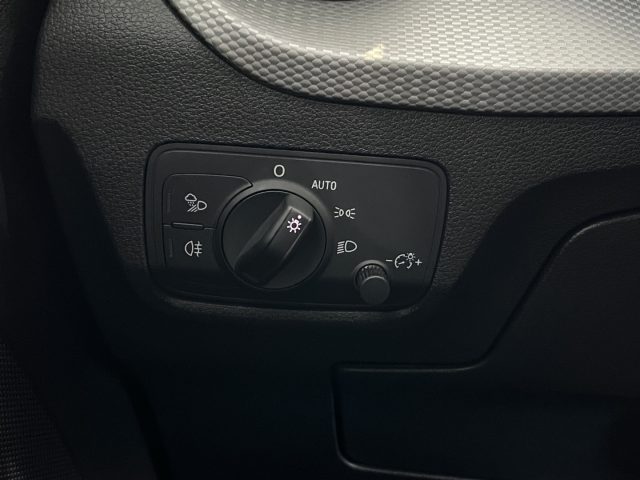 AUDI Q2 usata, con Specchietti laterali elettrici