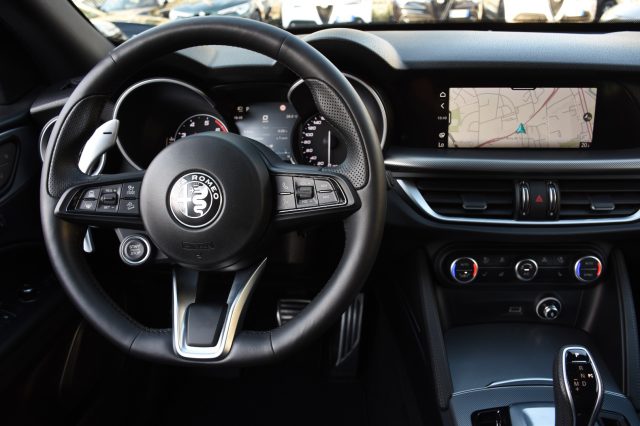 ALFA ROMEO Stelvio usata, con Cerchi in lega