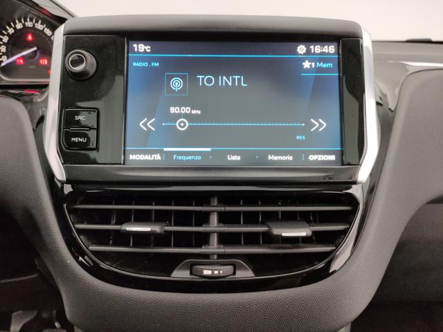 PEUGEOT 208 usata, con Sedili riscaldati