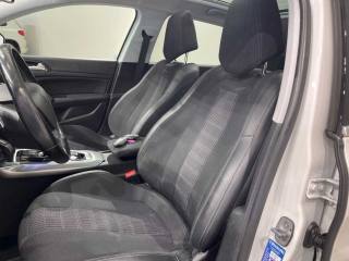 PEUGEOT 308 usata, con Airbag testa