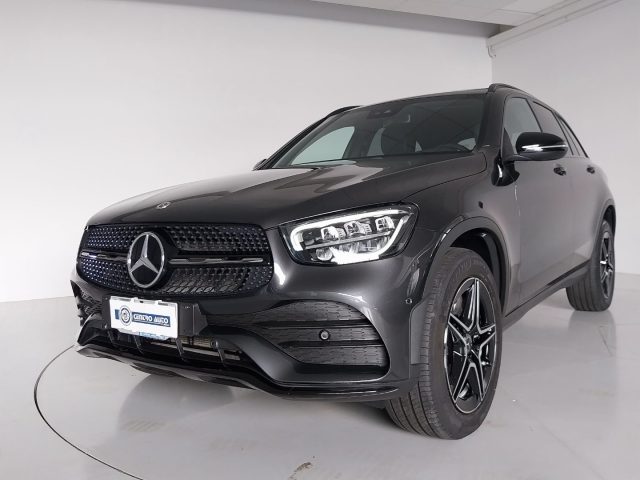 MERCEDES-BENZ GLC 300 usata, con Airbag