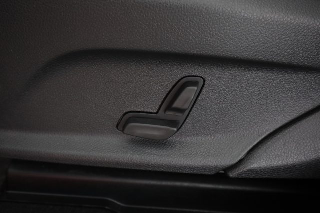 MERCEDES-BENZ GLC 220 usata 14
