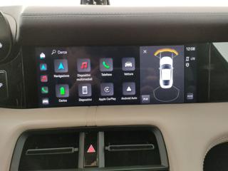 PORSCHE Taycan usata, con Luci diurne LED