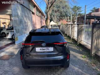 TOYOTA Yaris Cross usata, con Autoradio