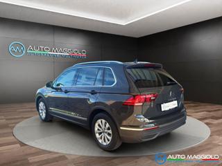 VOLKSWAGEN Tiguan usata, con Boardcomputer