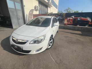 OPEL Astra 1.4 Turbo 140CV Sports Tourer Cosmo