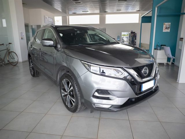 NISSAN Qashqai usata, con Boardcomputer