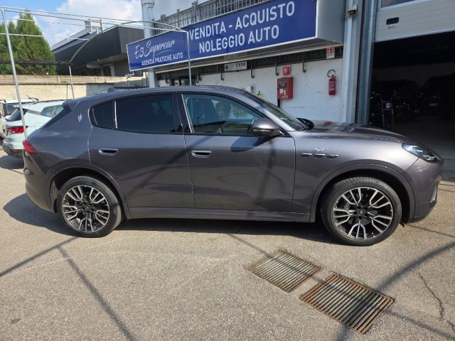 MASERATI Grecale usata, con Alzacristalli elettrici