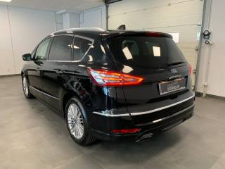 FORD S-Max usata, con Sensori di parcheggio posteriori