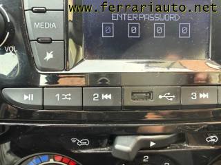 LANCIA Ypsilon usata, con Autoradio digitale