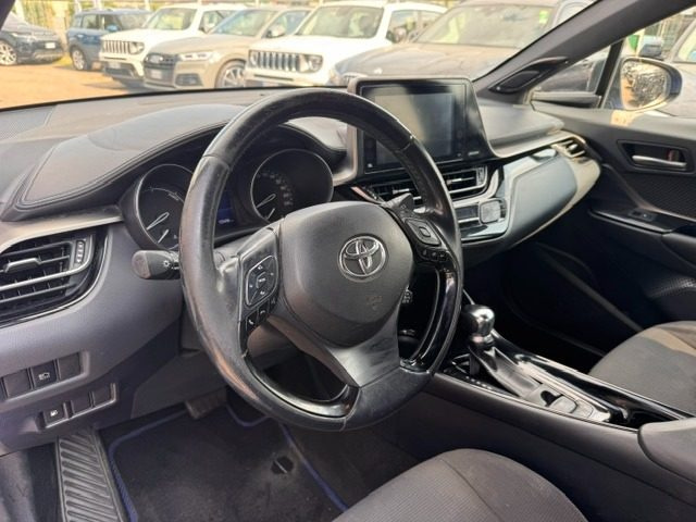 TOYOTA C-HR usata, con ESP