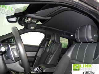 LAND ROVER Range Rover Velar usata, con Sedile posteriore sdoppiato
