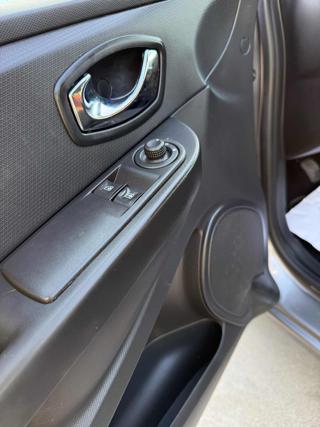 RENAULT Clio usata, con Immobilizzatore elettronico