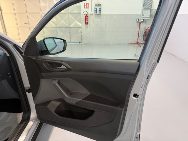 VOLKSWAGEN T-Cross usata 23