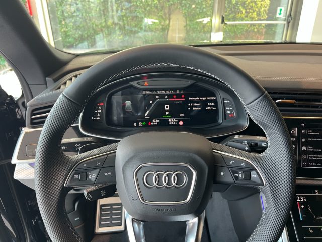 AUDI Q8 usata, con Autoradio
