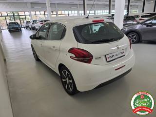 PEUGEOT 208 usata, con Airbag Passeggero