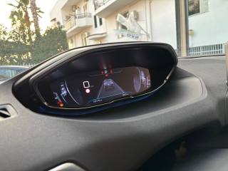 PEUGEOT 3008 usata, con Luci diurne LED
