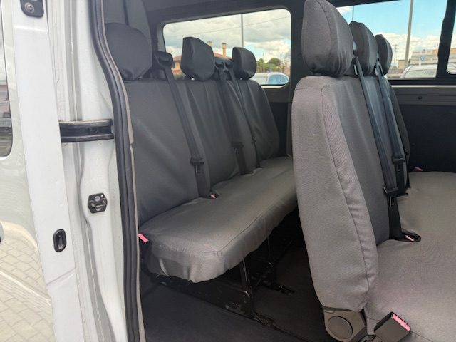 NISSAN NV400 usata, con Lettore CD