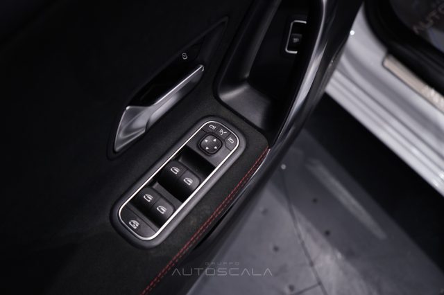 MERCEDES-BENZ A 180 usata, con Controllo automatico clima