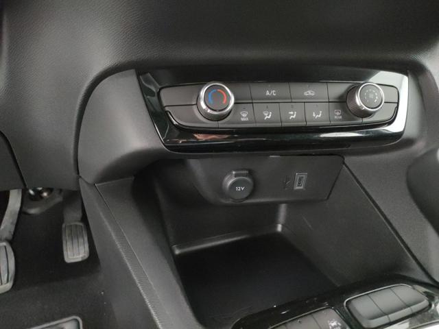 OPEL Corsa usata, con Park Distance Control